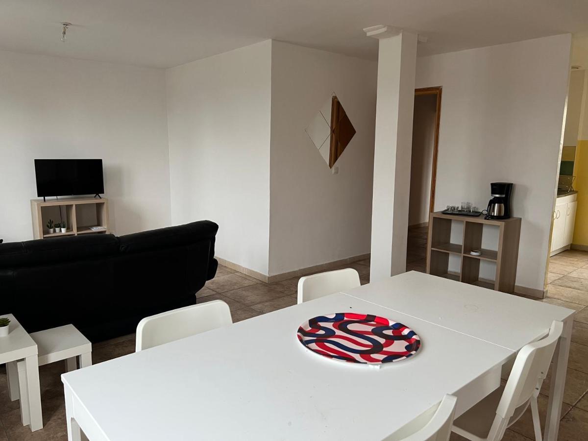 شقة Le Relais De Saint Loup 1 A 66 Personnes مونتراو-فاولت-يون المظهر الخارجي الصورة